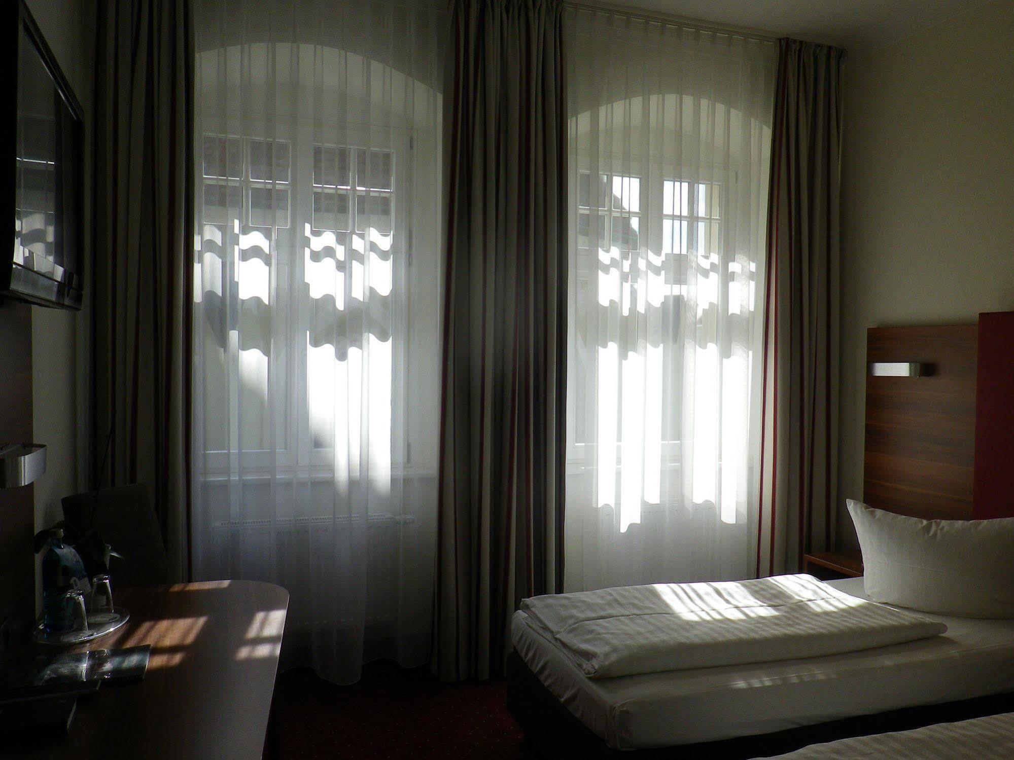 Hotel Schwibbogen Altstadt & Appartements Gorlitz Exterior photo